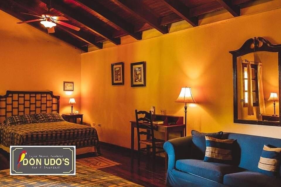 Hotel Don Udos Bed & Breakfast Copan Exterior photo