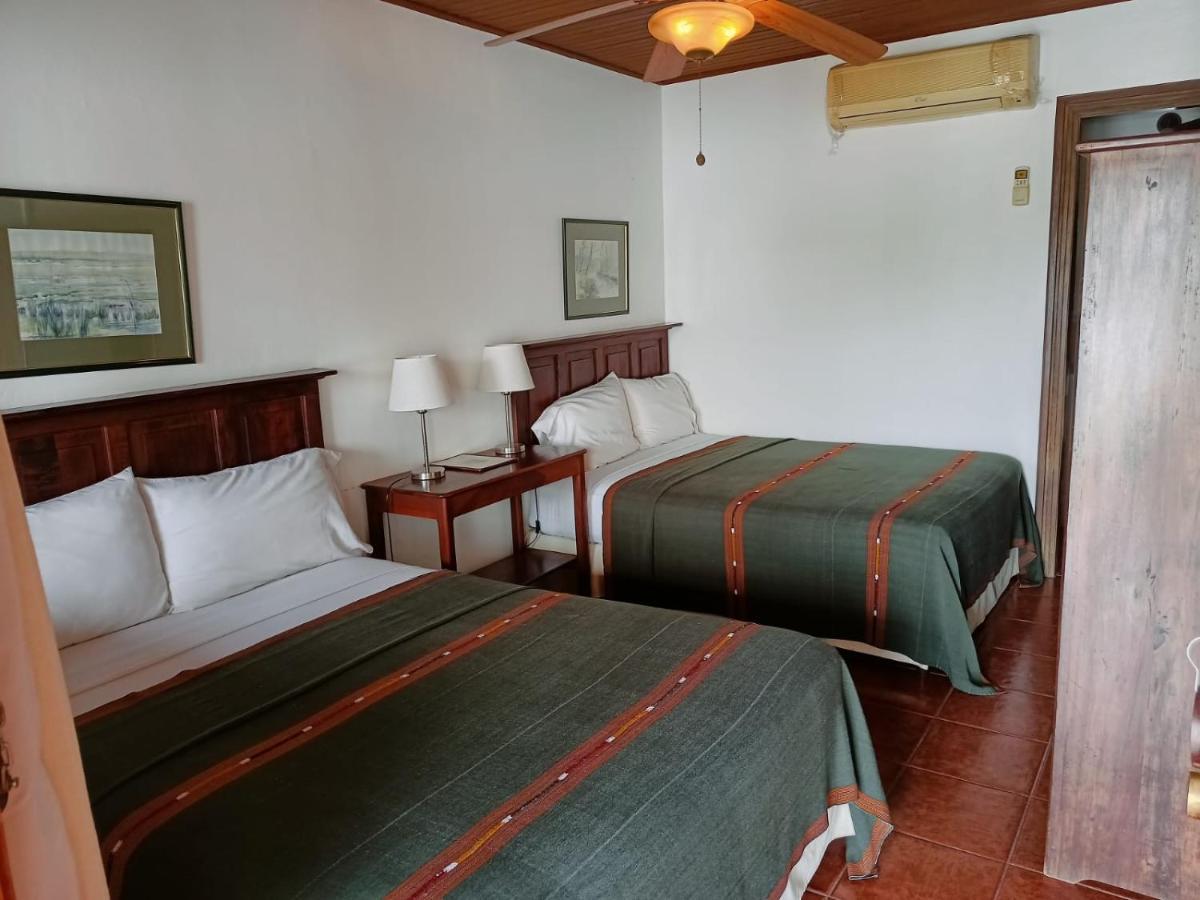 Hotel Don Udos Bed & Breakfast Copan Exterior photo