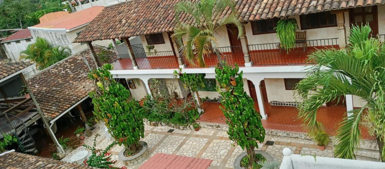 Hotel Don Udos Bed & Breakfast Copan Exterior photo