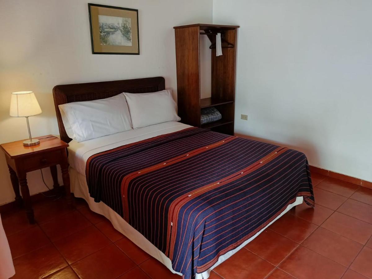Hotel Don Udos Bed & Breakfast Copan Exterior photo