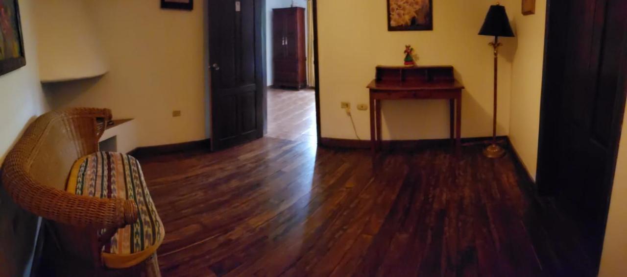 Hotel Don Udos Bed & Breakfast Copan Exterior photo